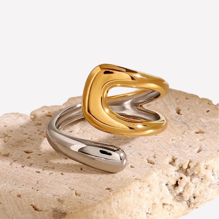 Bague originale asymétrique en acier inoxydable doré argenté Bague originale asymétrique en acier inoxydable doré argenté