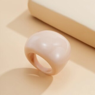Bague épaisse en résine colorée