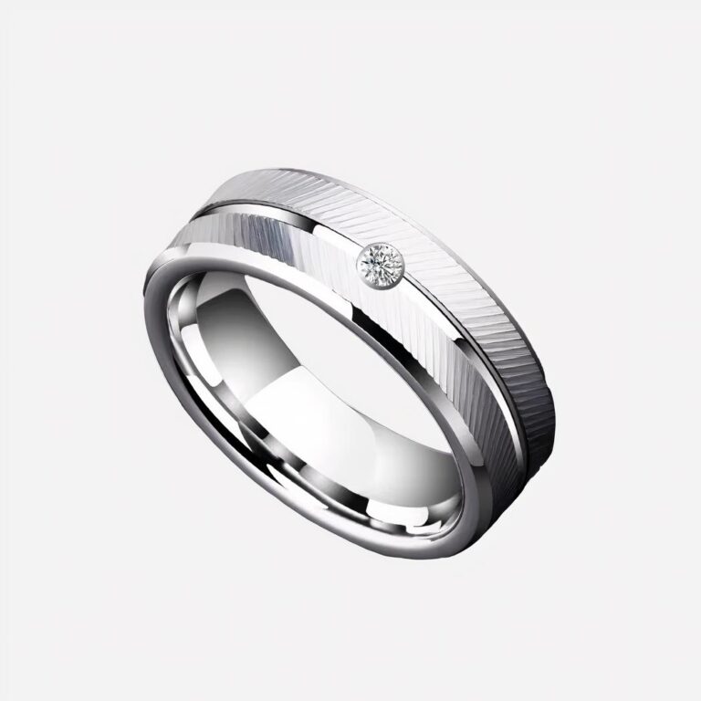 Photo d'une bague anneau pour homme en tungstène orné d'une petite moissanite sur un fond noir