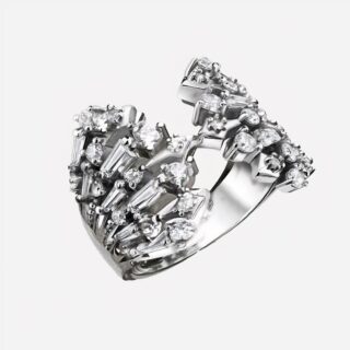 Bague large argent et zircons ouverte sur le dessus