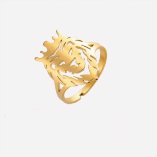 Bague dorée en forme de tête de lion